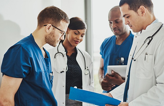 بیمه مسئولیت پزشکان