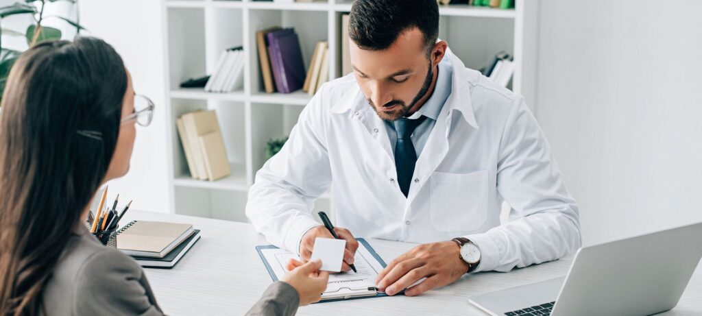 بیمه درمان تکمیلی