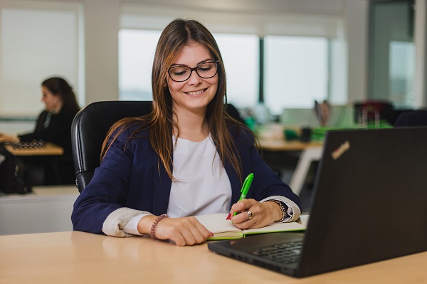 مزایا و معایب بیمه مسئولیت هیئت مدیره ساختمان | راهنمای کامل و شرایط مختلف